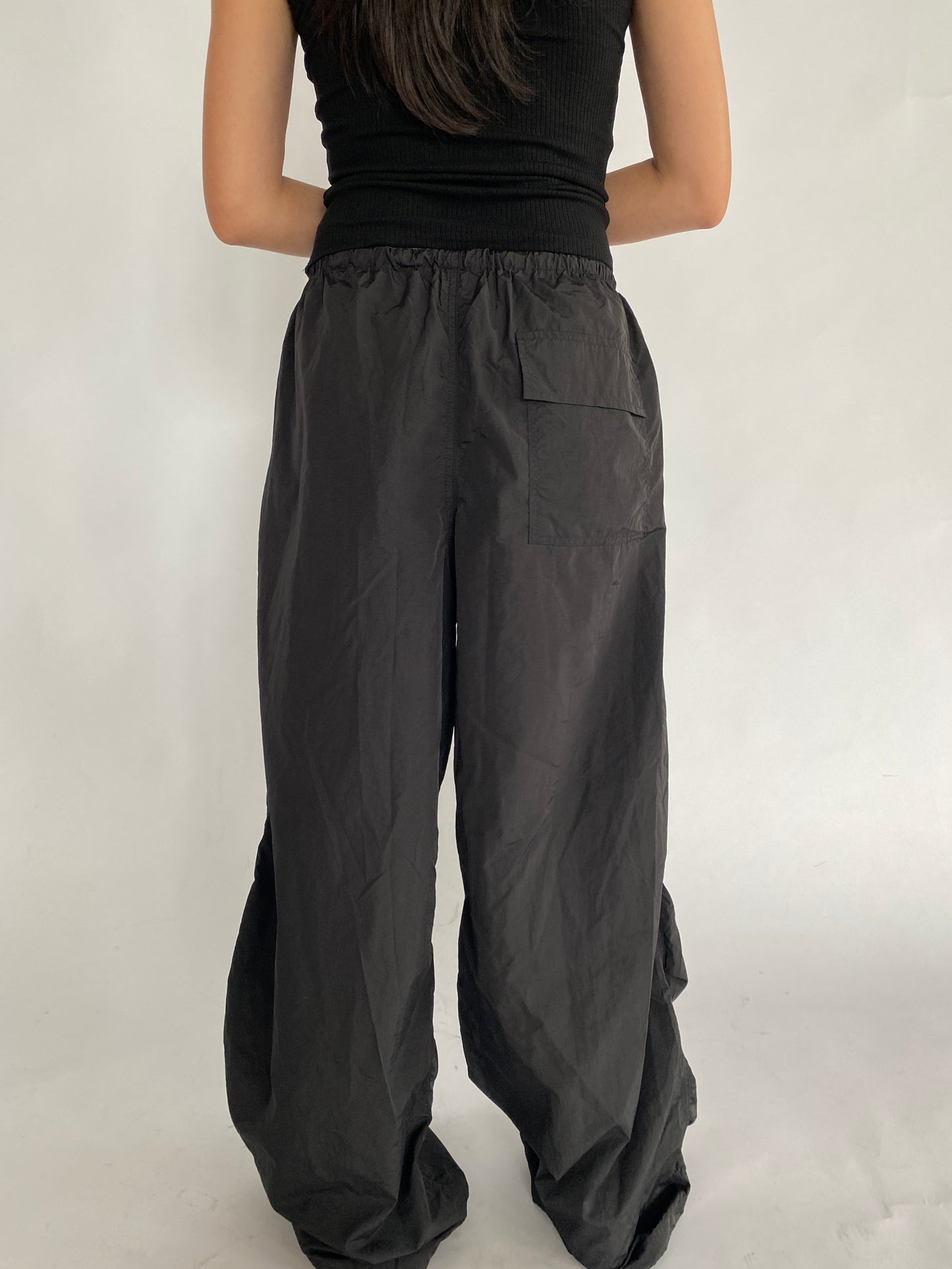 Jade Parachute Pants in black