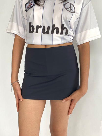 Belle mini skort in navy